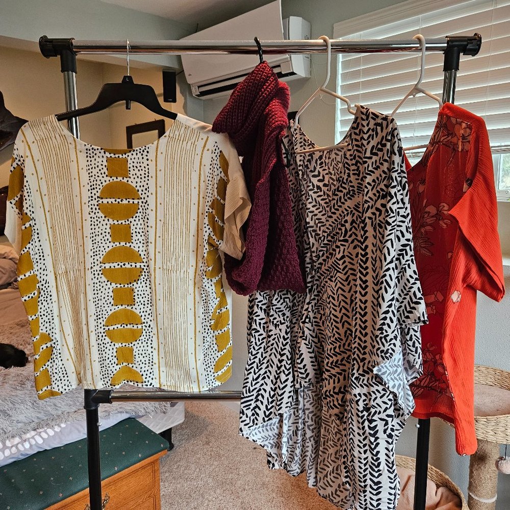 Sseko Clothing Lot